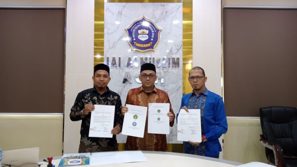FSH UIN Ar Raniry dan FEBI IAI Almuslim Aceh Teken MoA