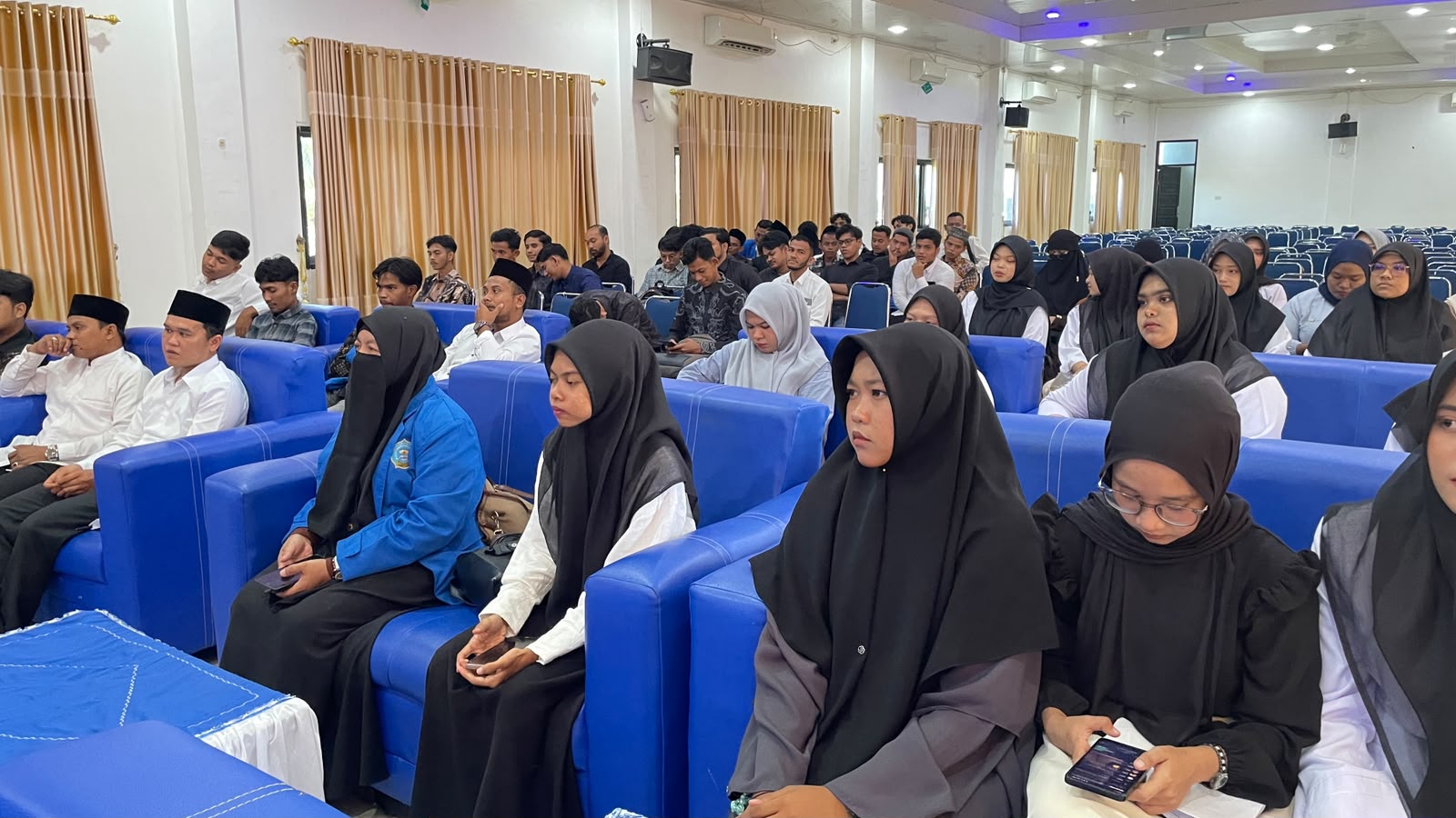 Pembukaan pembekalan PPL dan OJT bagi mahasiswa tingkat akhir UIA